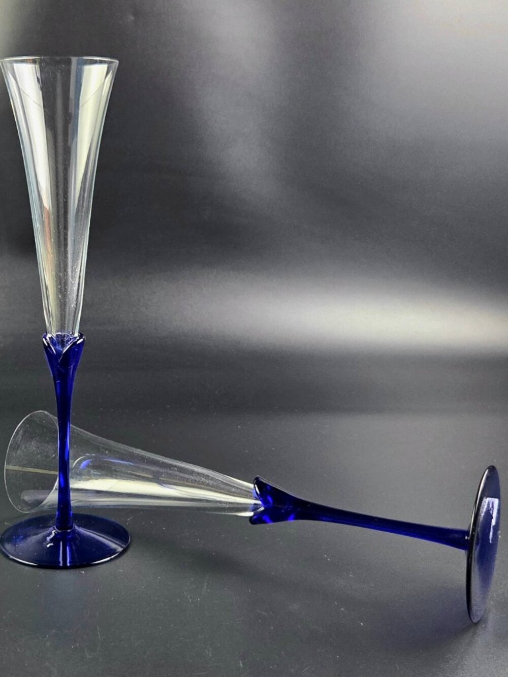 Vintage Colony Amaryllis Cobalt Blue Martini/Cocktail Glasses – Set of 2